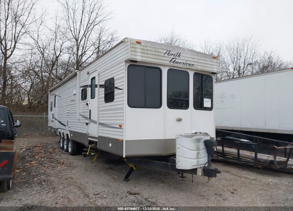 2018 FREEDOM EXPRESS OTHER VIN: 5CZ200R36J1226354
