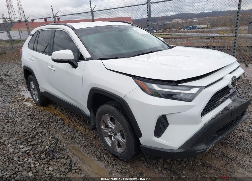 2022 TOYOTA RAV4 XLE VIN: 2T3P1RFV6NW290881