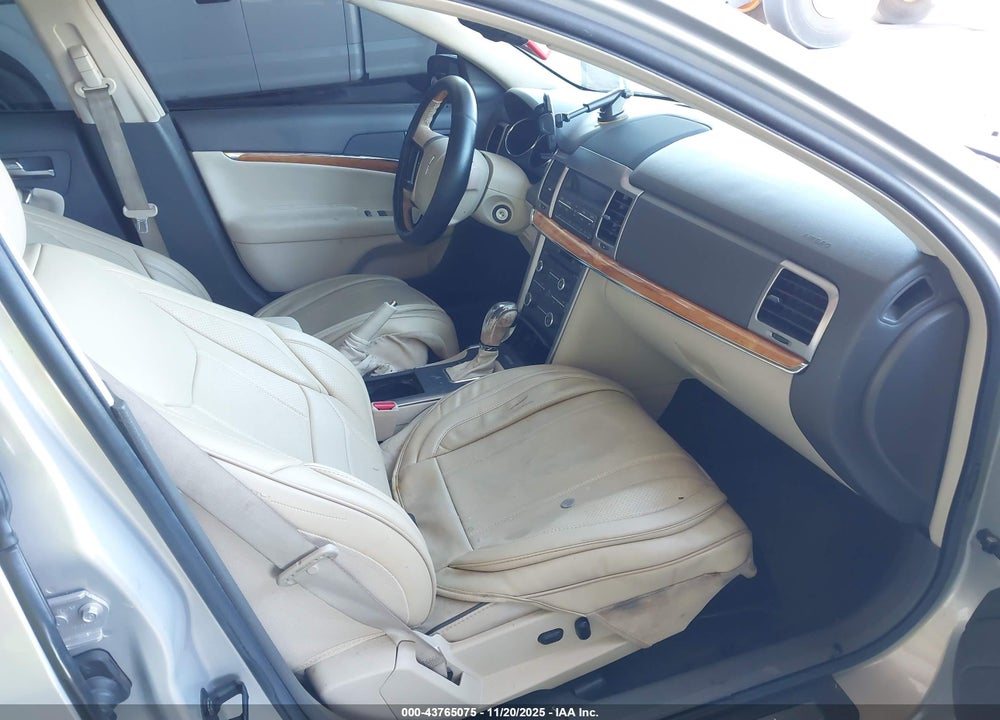 2010 LINCOLN MKZ VIN: 3LNHL2GC9AR658189
