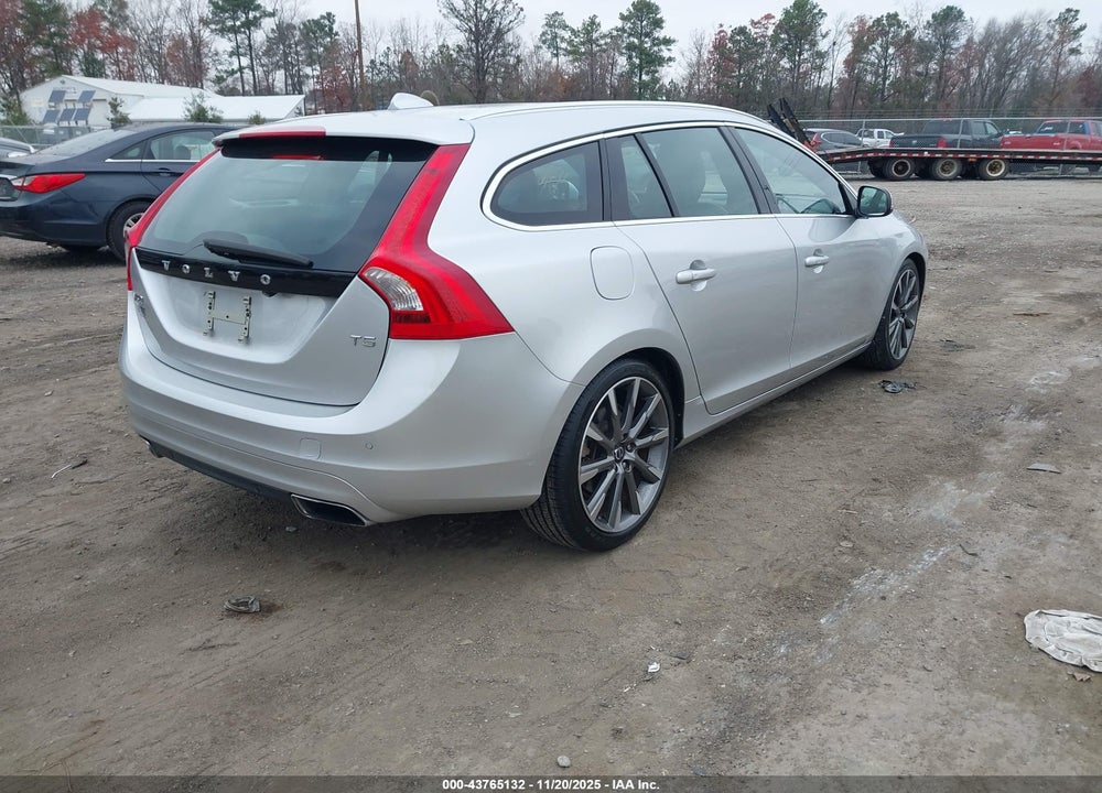 2015 VOLVO V60 T5 PLATINUM VIN: YV140MEMXF1227343