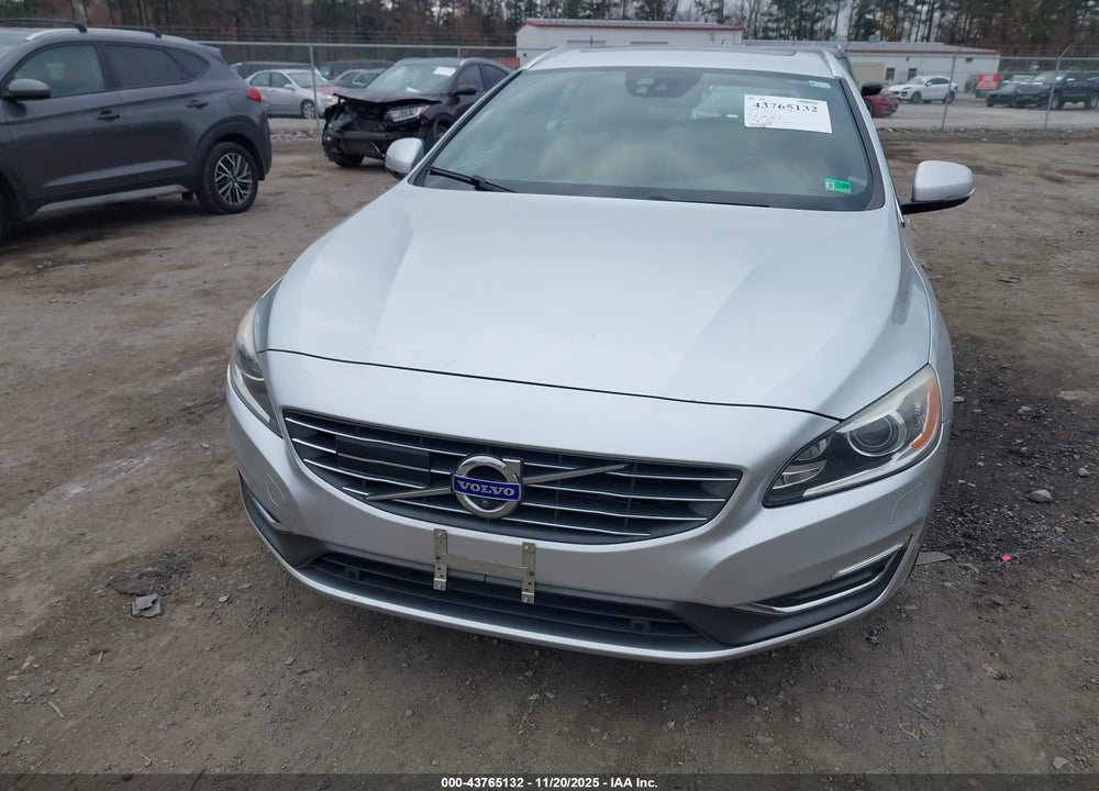 2015 VOLVO V60 T5 PLATINUM VIN: YV140MEMXF1227343
