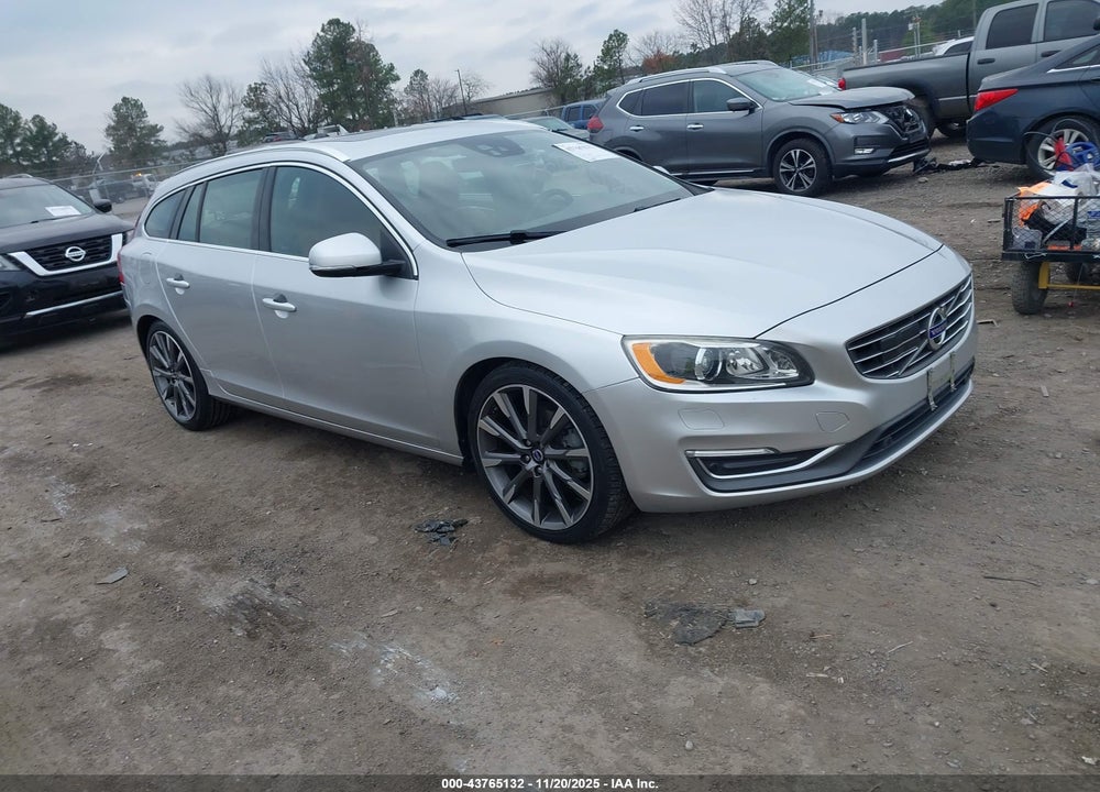2015 VOLVO V60 T5 PLATINUM VIN: YV140MEMXF1227343