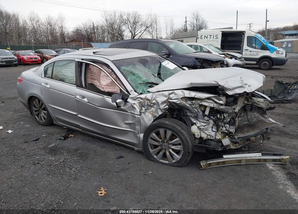 2012 HONDA ACCORD 2.4 EX-L VIN: 1HGCP2F88CA086174
