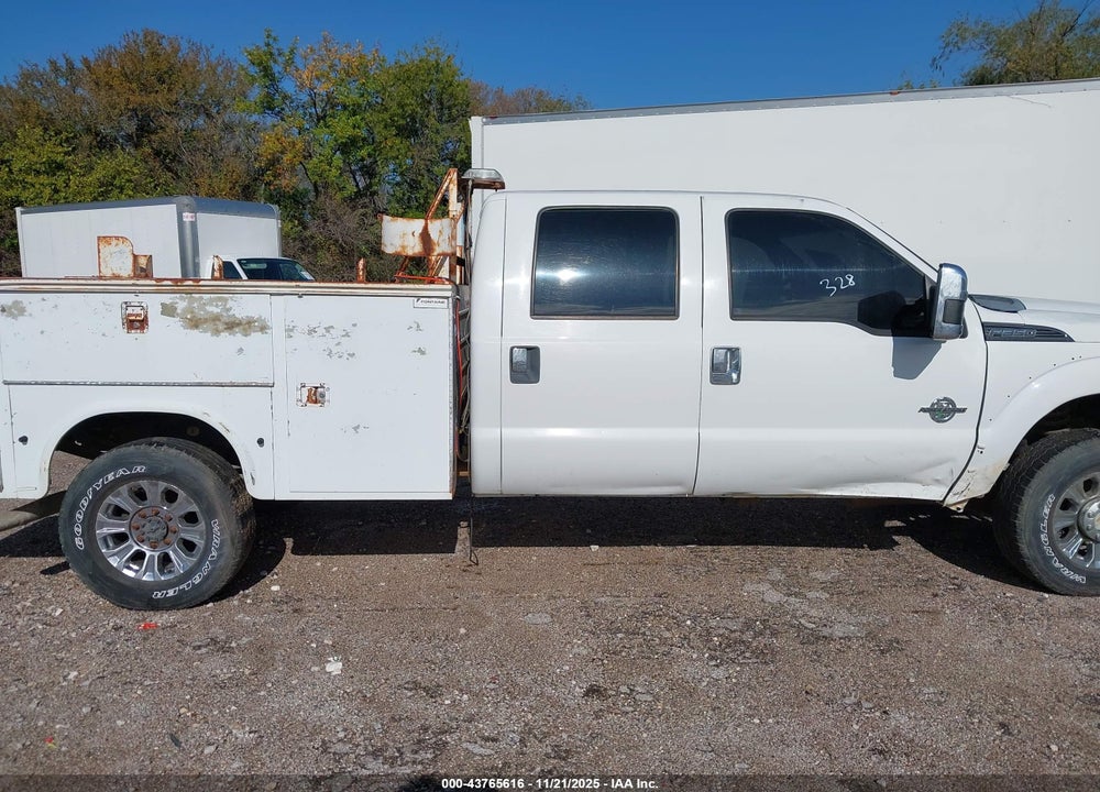 2011 FORD SUPER DUTY F-350 SRW XL VIN: 1FT8W3BT5BEC56859