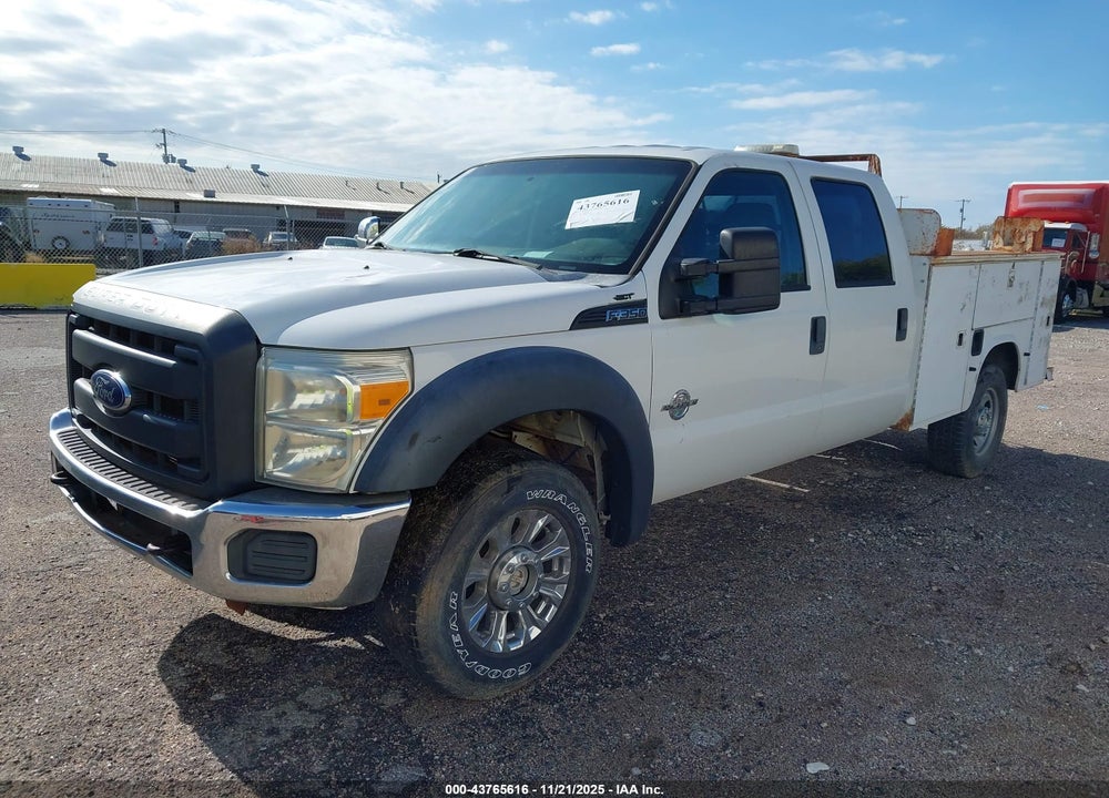 2011 FORD SUPER DUTY F-350 SRW XL VIN: 1FT8W3BT5BEC56859