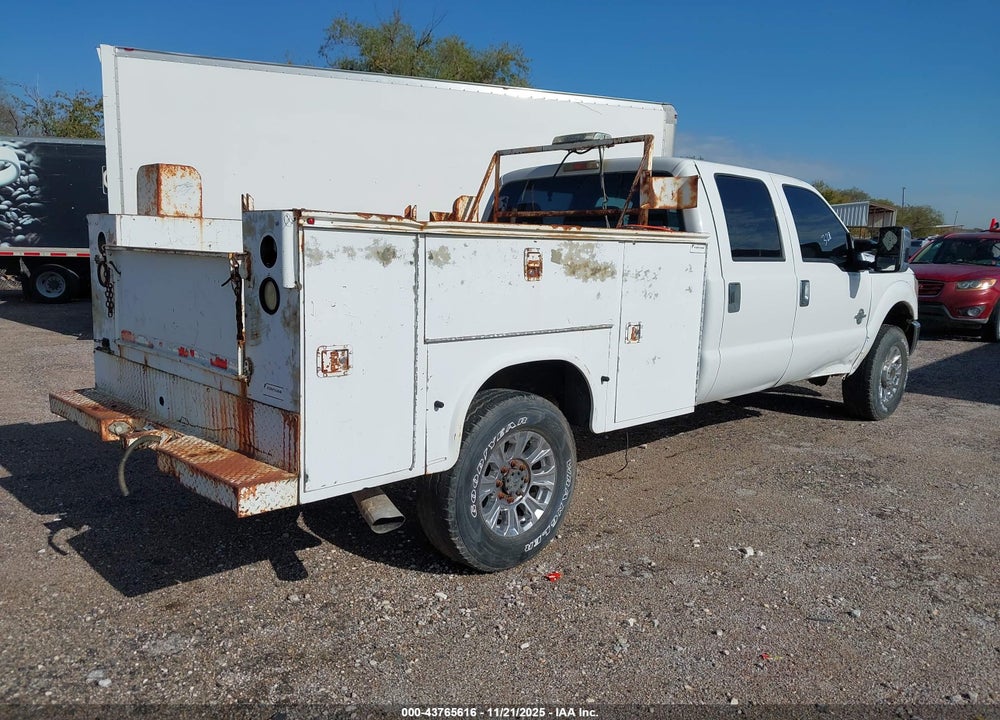 2011 FORD SUPER DUTY F-350 SRW XL VIN: 1FT8W3BT5BEC56859