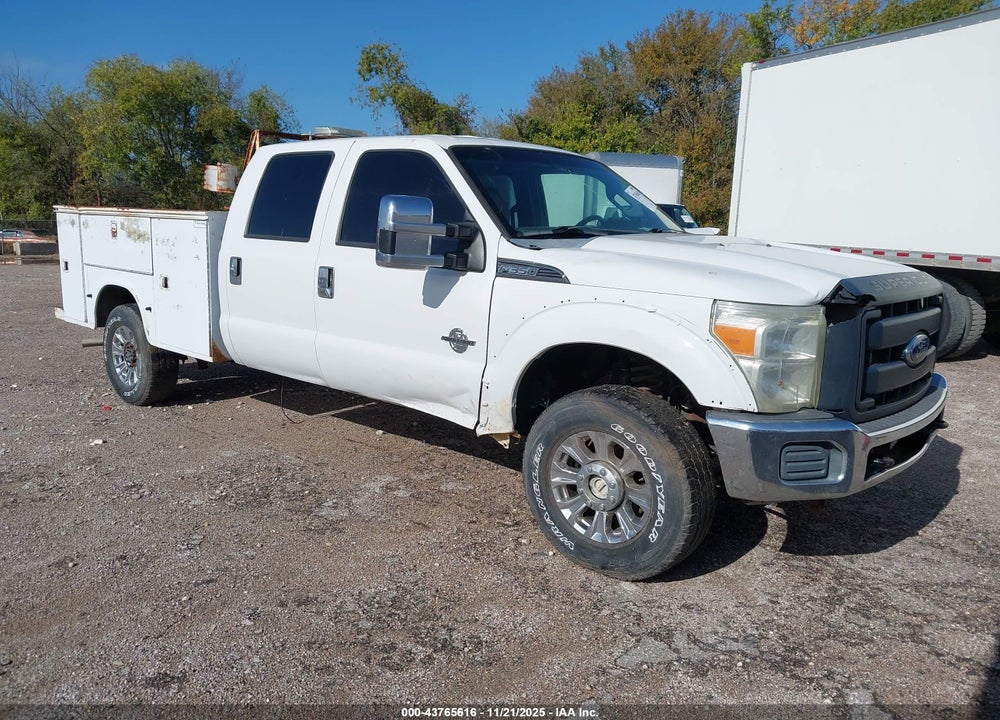 2011 FORD SUPER DUTY F-350 SRW XL VIN: 1FT8W3BT5BEC56859