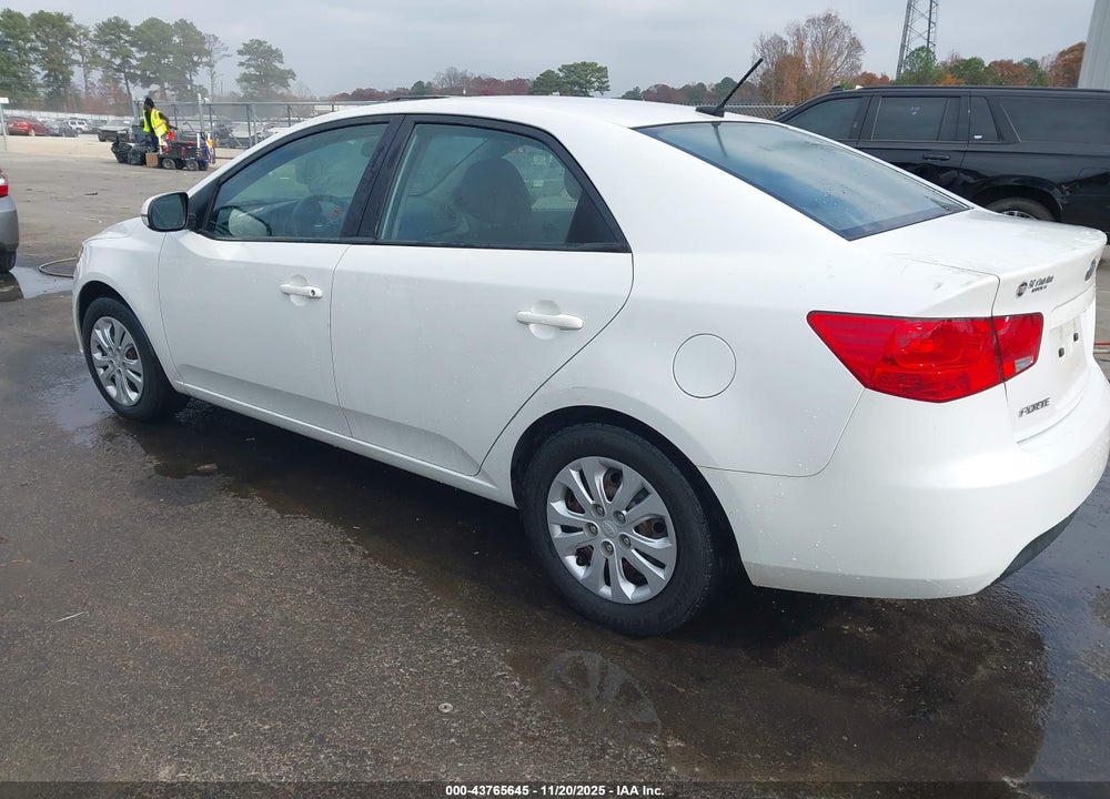 2012 KIA FORTE VIN: KNAFU4A22C5586985