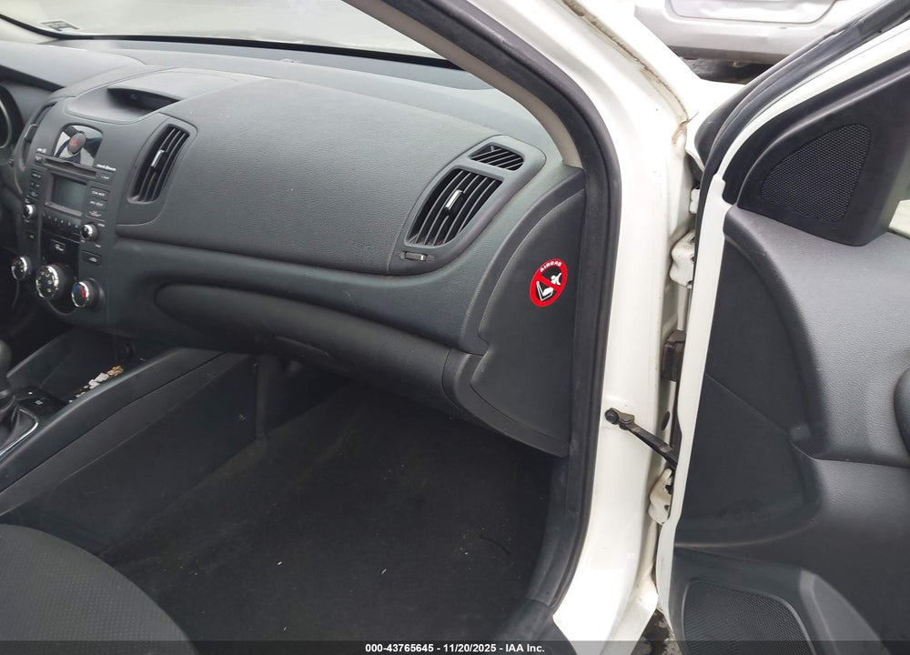 2012 KIA FORTE VIN: KNAFU4A22C5586985