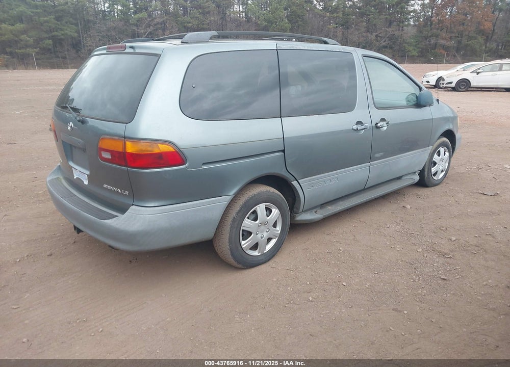 2000 TOYOTA SIENNA LE VIN: 4T3ZF13CXYU315008