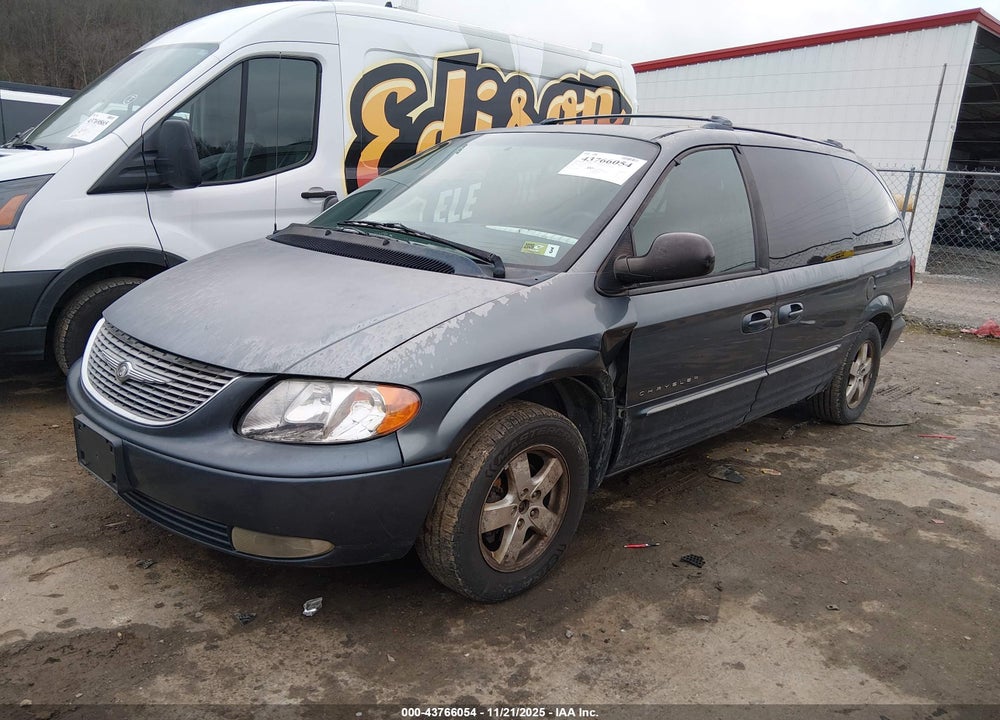 2001 CHRYSLER TOWN & COUNTRY LIMITED VIN: 2C8GP64L51R240197