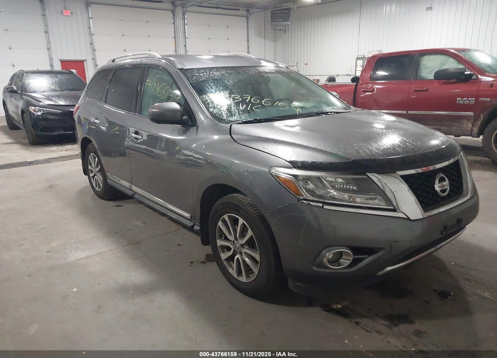 2016 NISSAN PATHFINDER SL VIN: 5N1AR2MM1GC659003