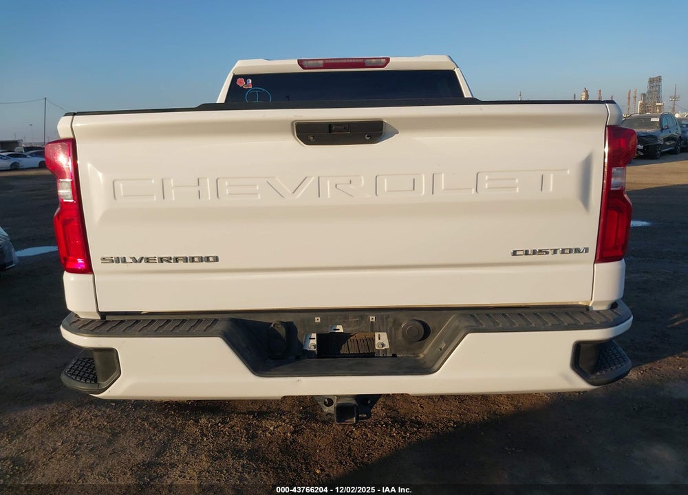 2021 CHEVROLET SILVERADO 1500 2WD  SHORT BED CUSTOM VIN: 3GCPWBEK0MG228973