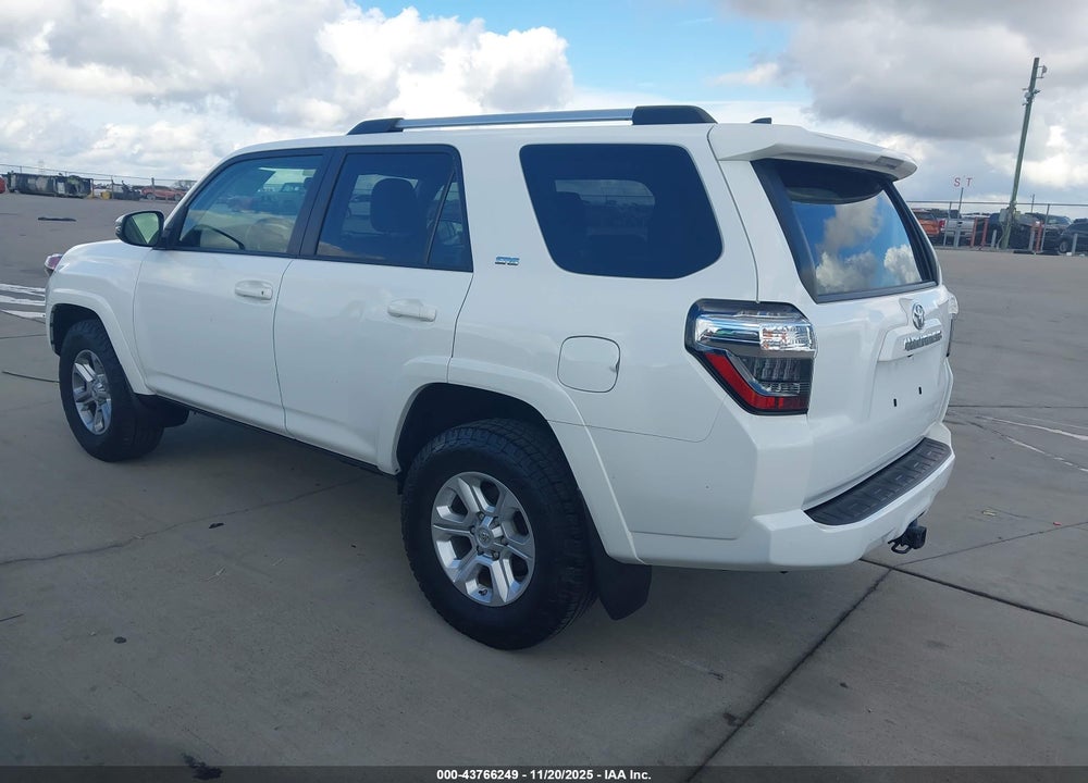 2021 TOYOTA 4RUNNER SR5 PREMIUM VIN: JTEFU5JR3M5235612