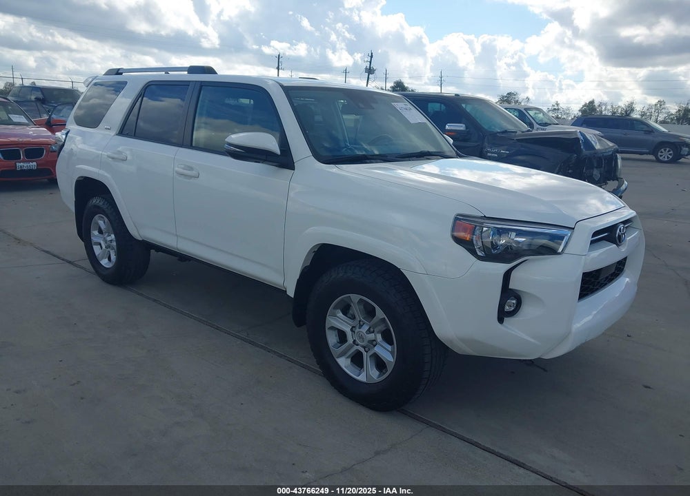 2021 TOYOTA 4RUNNER SR5 PREMIUM VIN: JTEFU5JR3M5235612