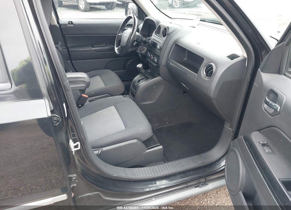 2010 JEEP PATRIOT VIN: 1J4NT1GA8AD625669