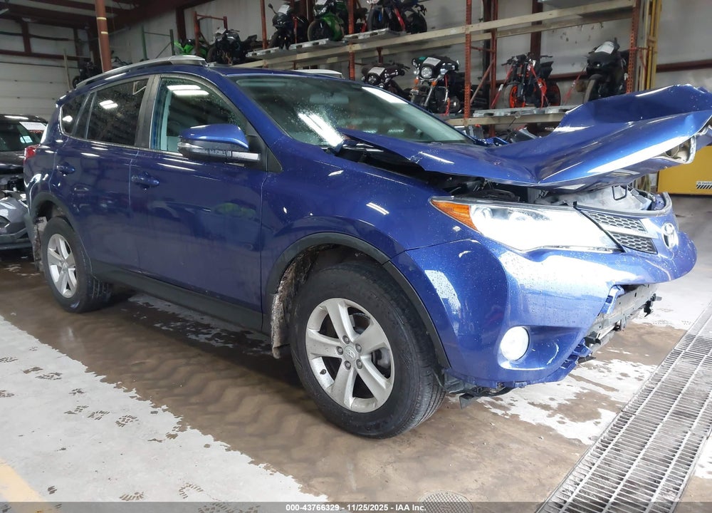 2014 TOYOTA RAV4 XLE VIN: 2T3RFREV9EW224367