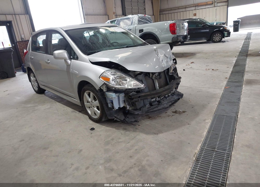 2011 NISSAN VERSA 1.8SL VIN: 3N1BC1CP2BL374150