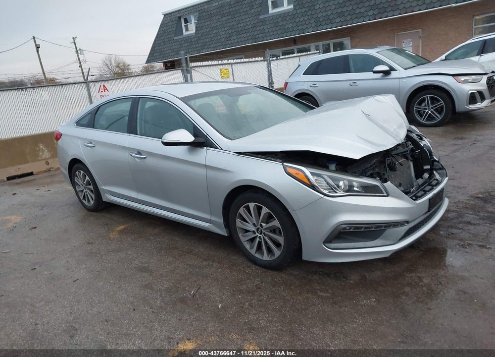 2015 HYUNDAI SONATA SPORT VIN: 5NPE34AF1FH130162