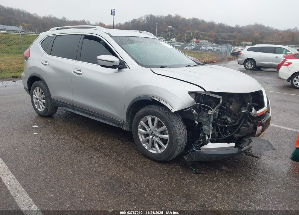 2017 NISSAN ROGUE SV VIN: KNMAT2MT6HP524817