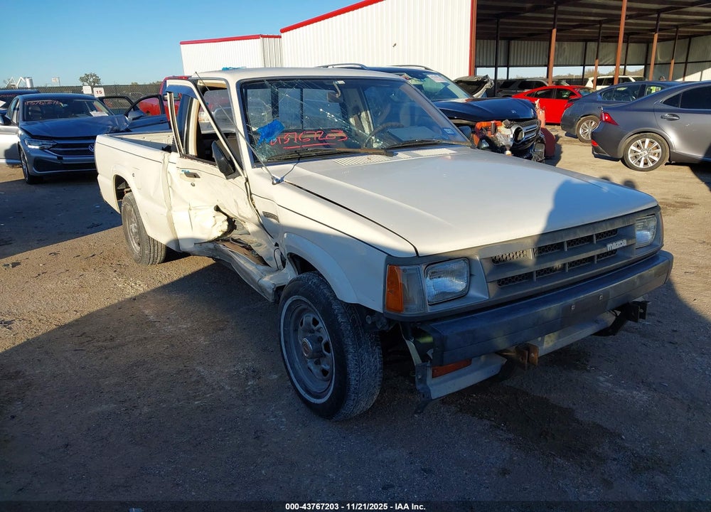 1987 MAZDA B2000 VIN: JM2UF111XH0583181