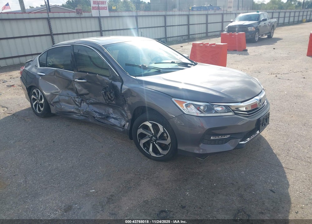2016 HONDA ACCORD EX-L V-6 VIN: 1HGCR3F82GA020435