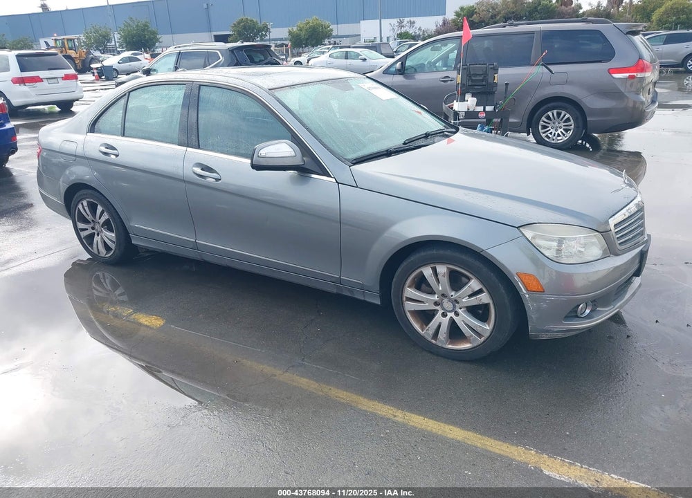 2008 MERCEDES-BENZ C 300 LUXURY/SPORT VIN: WDDGF54X88F084777