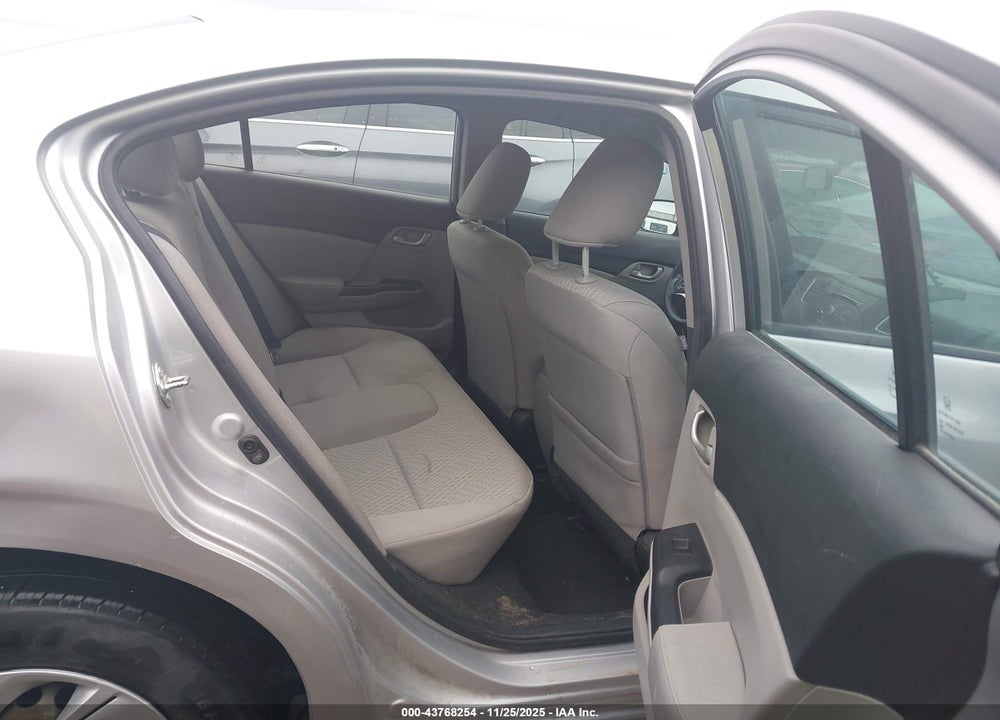 2015 HONDA CIVIC LX VIN: 19XFB2F50FE275533