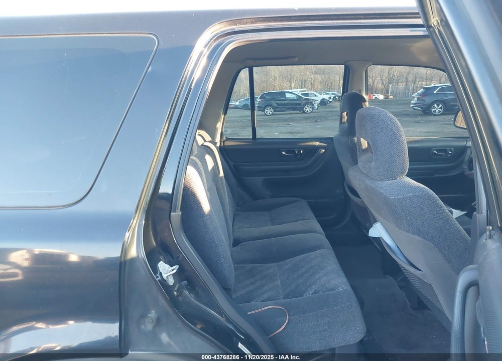 2001 HONDA CR-V EX VIN: JHLRD18651C012514