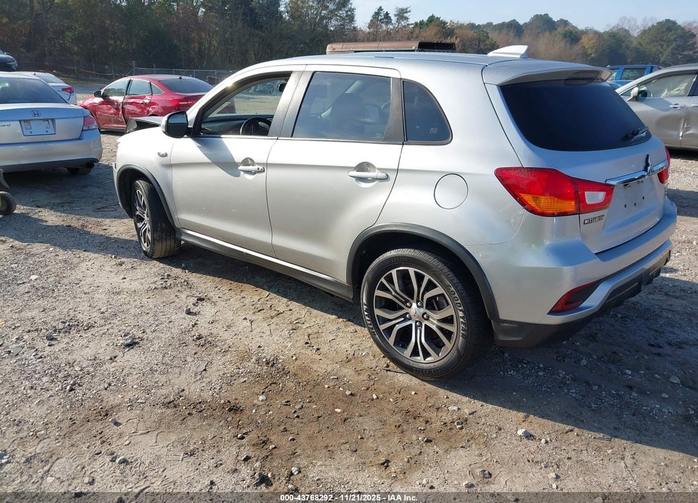 2018 MITSUBISHI OUTLANDER SPORT 2.4 SE VIN: JA4AP3AW2JU013955