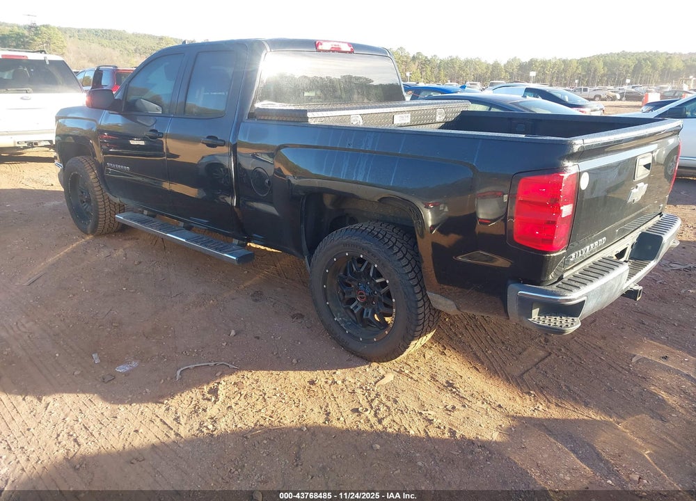 2015 CHEVROLET SILVERADO 1500 1LT VIN: 1GCRCREH2FZ165750