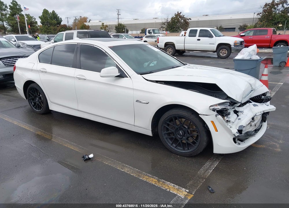 2011 BMW 528I VIN: WBAFR1C50BC738926