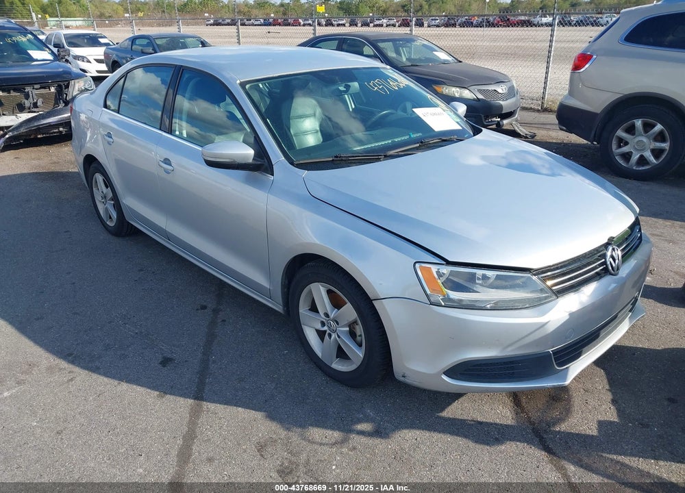 2013 VOLKSWAGEN JETTA 2.0L TDI VIN: 3VWLL7AJ7DM395864
