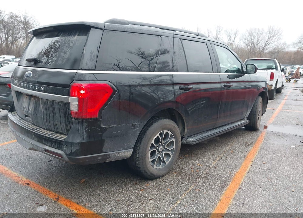 2024 FORD EXPEDITION XLT VIN: 1FMJU1J80REA47723