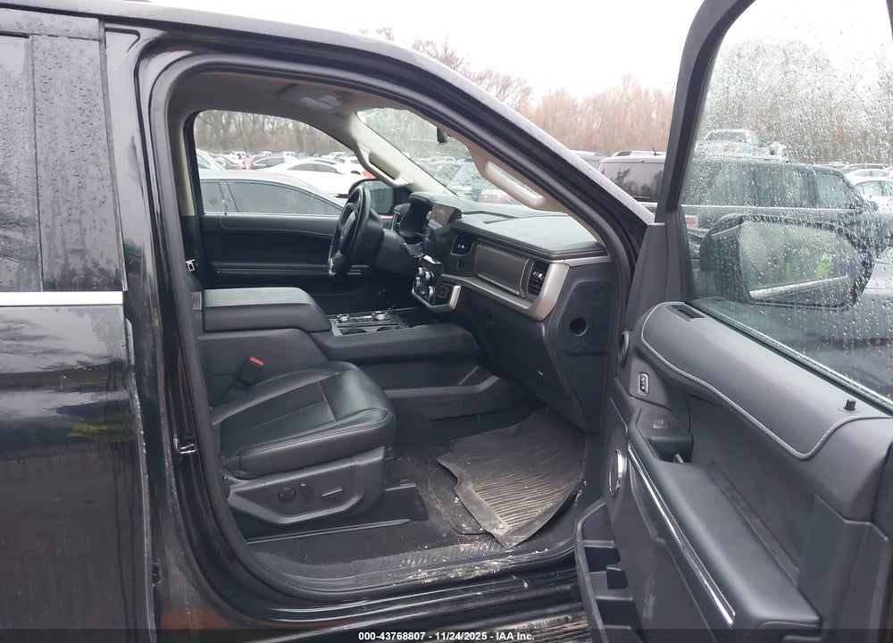 2024 FORD EXPEDITION XLT VIN: 1FMJU1J80REA47723