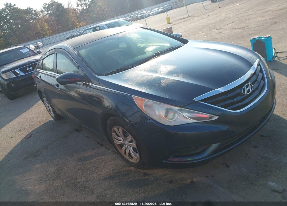 2011 HYUNDAI SONATA GLS VIN: 5NPEB4AC1BH240910
