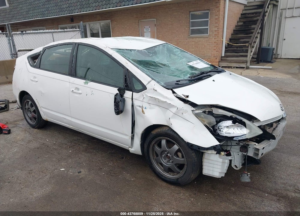 2008 TOYOTA PRIUS TOURING VIN: JTDKB20U983327508