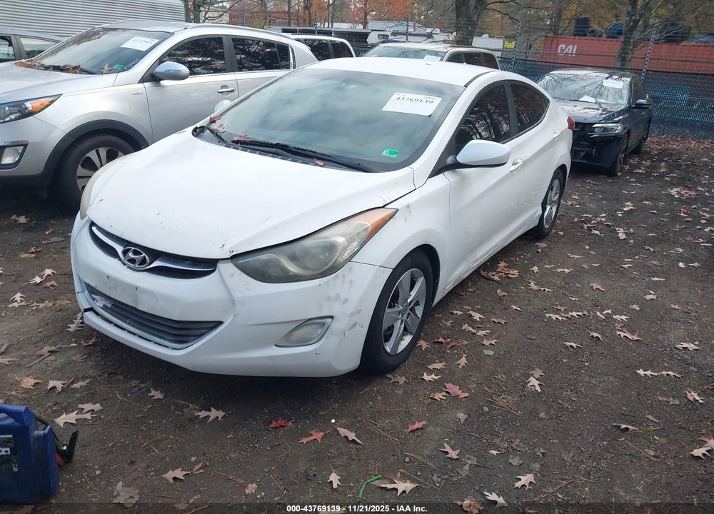 2013 HYUNDAI ELANTRA GLS VIN: 5NPDH4AE1DH325079