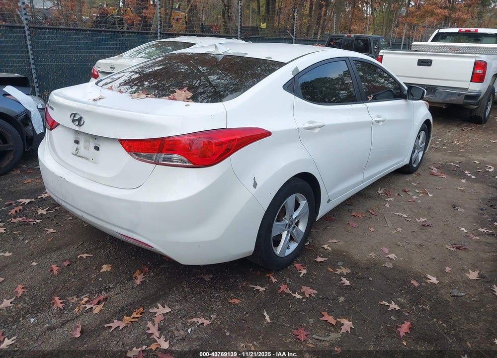 2013 HYUNDAI ELANTRA GLS VIN: 5NPDH4AE1DH325079