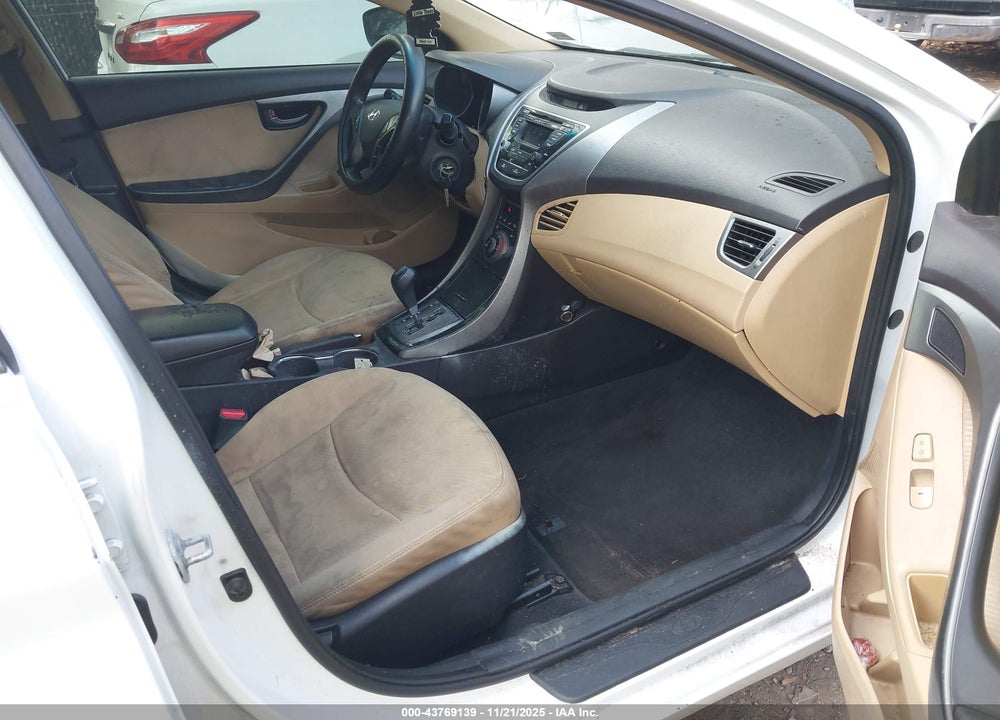 2013 HYUNDAI ELANTRA GLS VIN: 5NPDH4AE1DH325079