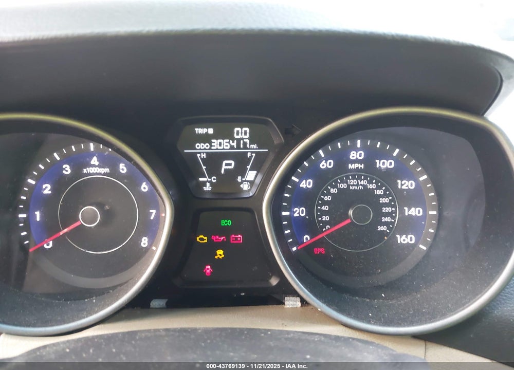 2013 HYUNDAI ELANTRA GLS VIN: 5NPDH4AE1DH325079