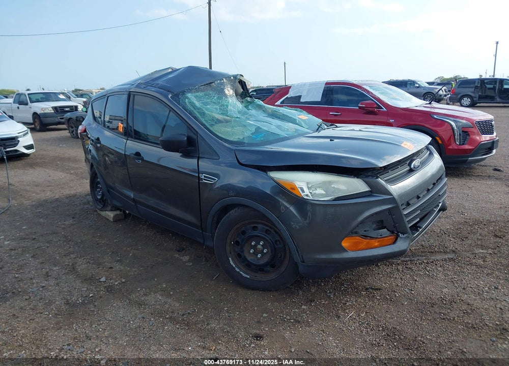 2015 FORD ESCAPE S VIN: 1FMCU0F7XFUB39653
