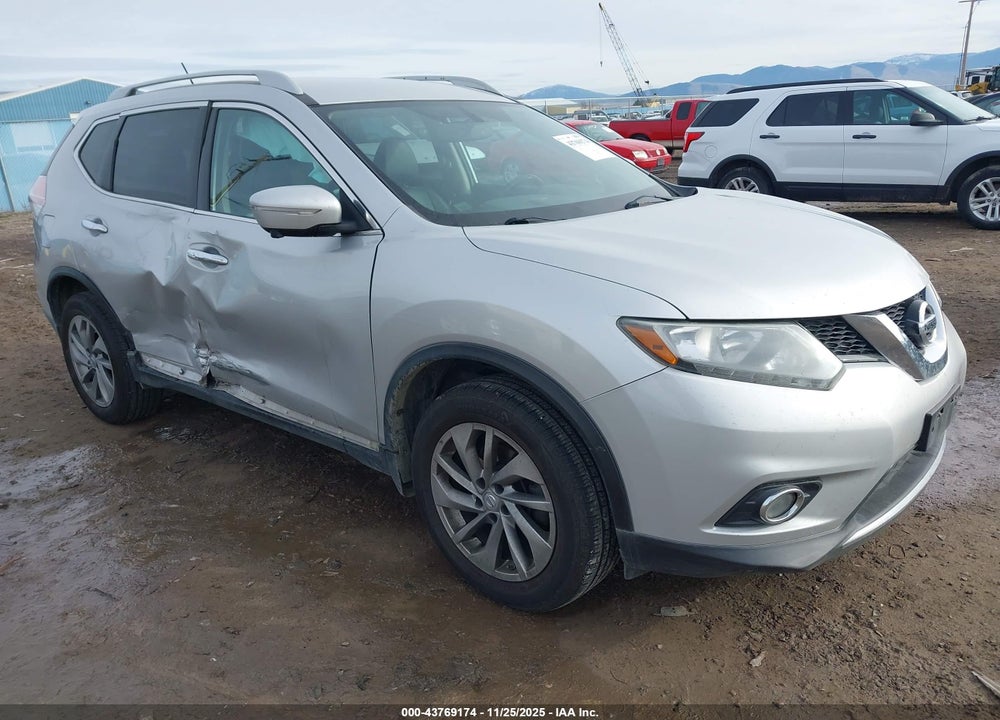 2015 NISSAN ROGUE SL VIN: 5N1AT2MV9FC798224