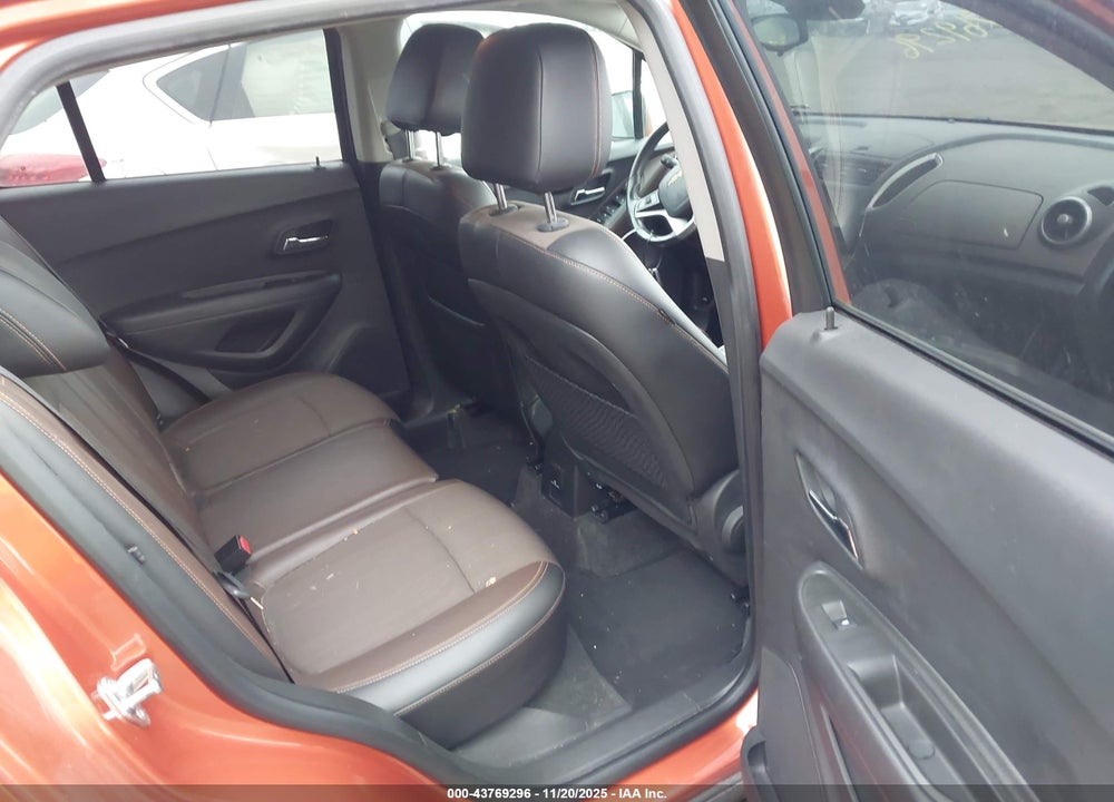 2015 CHEVROLET TRAX LT VIN: KL7CJRSB1FB070372