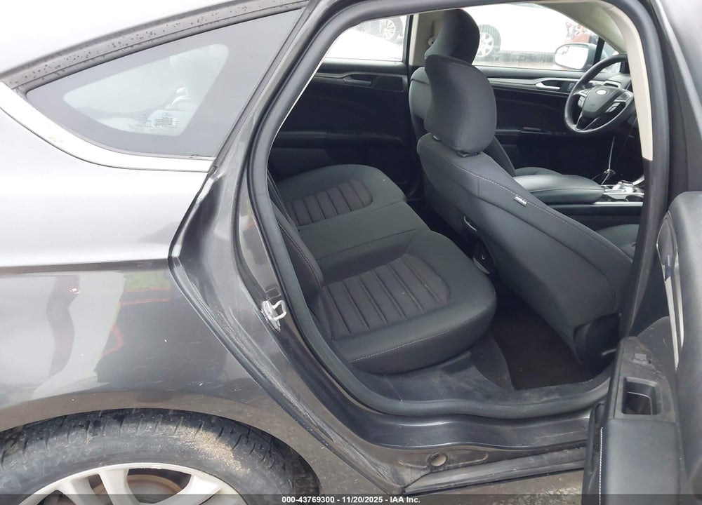 2018 FORD FUSION SE VIN: 3FA6P0HD0JR109594