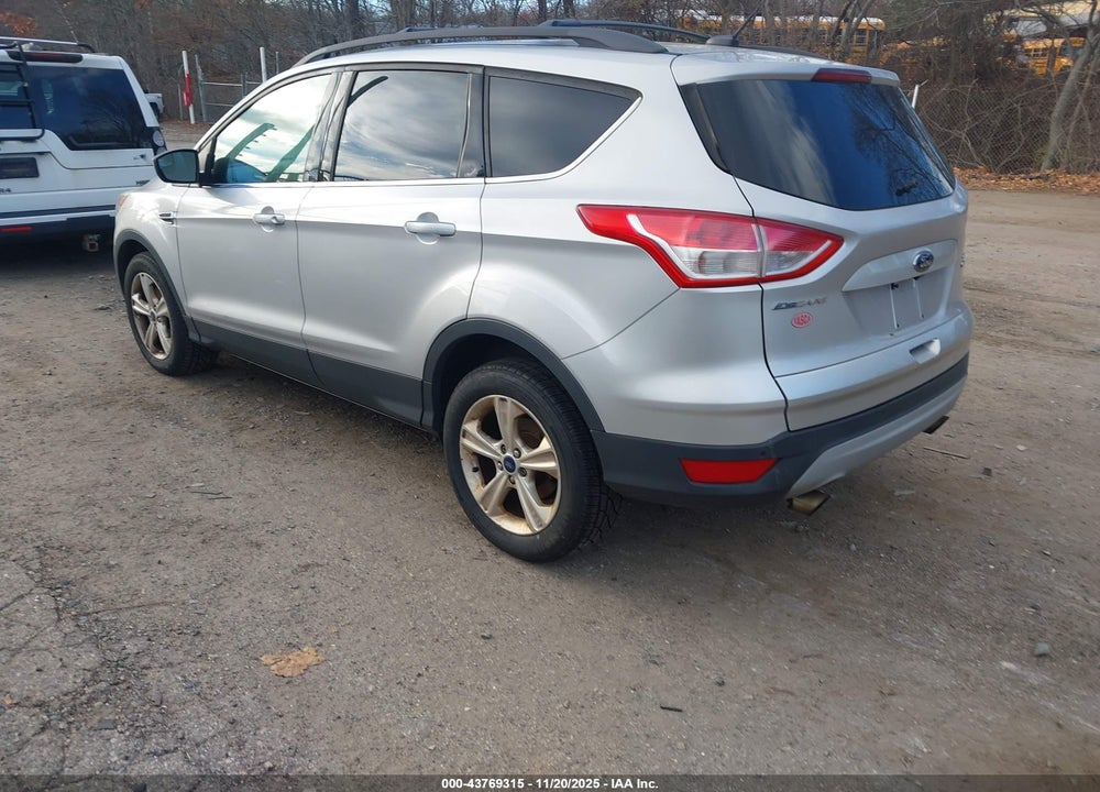 2015 FORD ESCAPE SE VIN: 1FMCU9GX9FUA97026