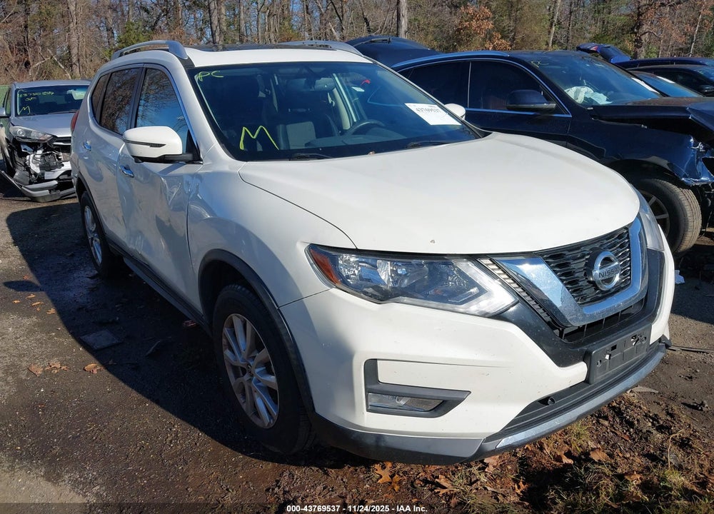 2017 NISSAN ROGUE SV VIN: JN8AT2MV5HW250036