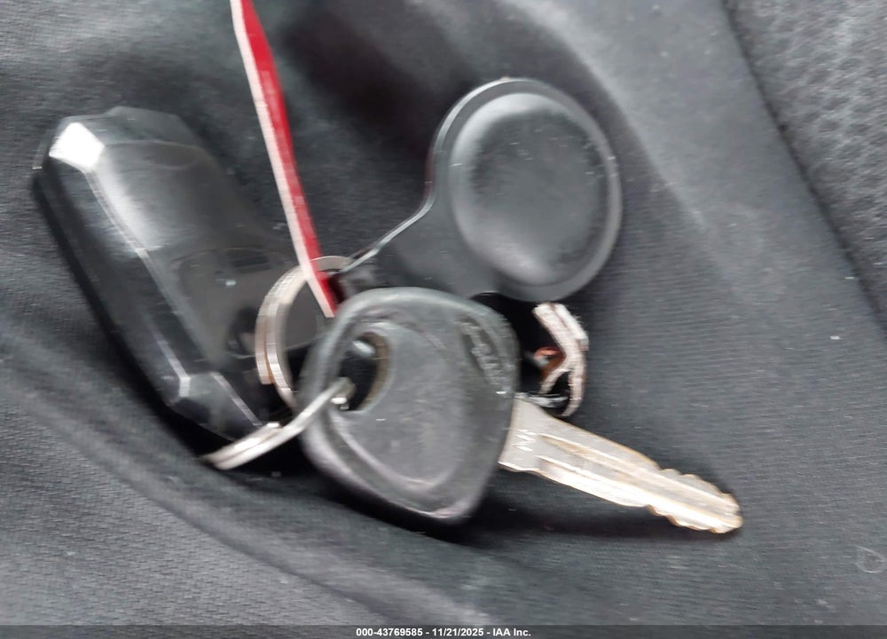 2013 HYUNDAI ELANTRA GLS VIN: 5NPDH4AE4DH357508