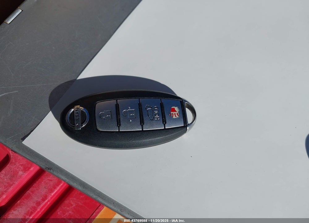 2015 NISSAN ROGUE SV VIN: 5N1AT2MT4FC754114