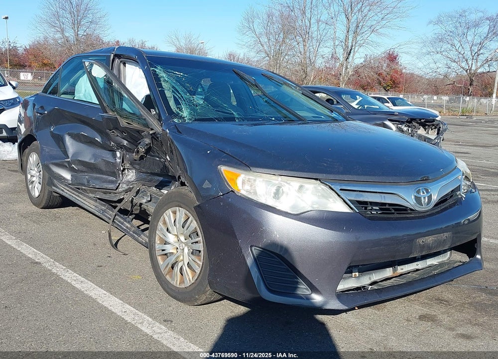 2013 TOYOTA CAMRY LE VIN: 4T1BF1FK5DU721737